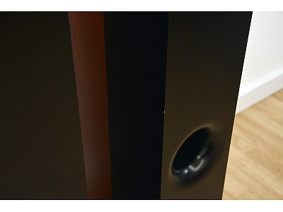 REVEL PERFORMA F32
