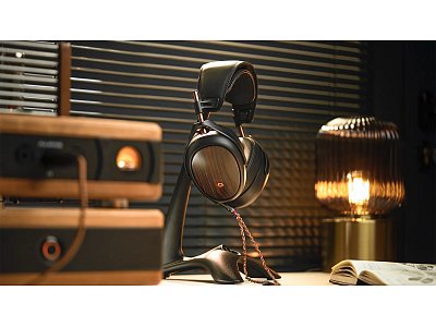 MEZE AUDIO LIRIC 2