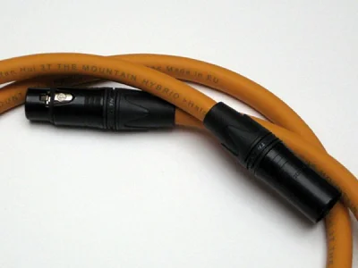 Van Den Hul VAN DEN HUL THE MOUNTAIN XLR 1 MT