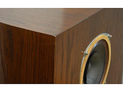 UNIVERSITY SOUND ALHAMBRA III