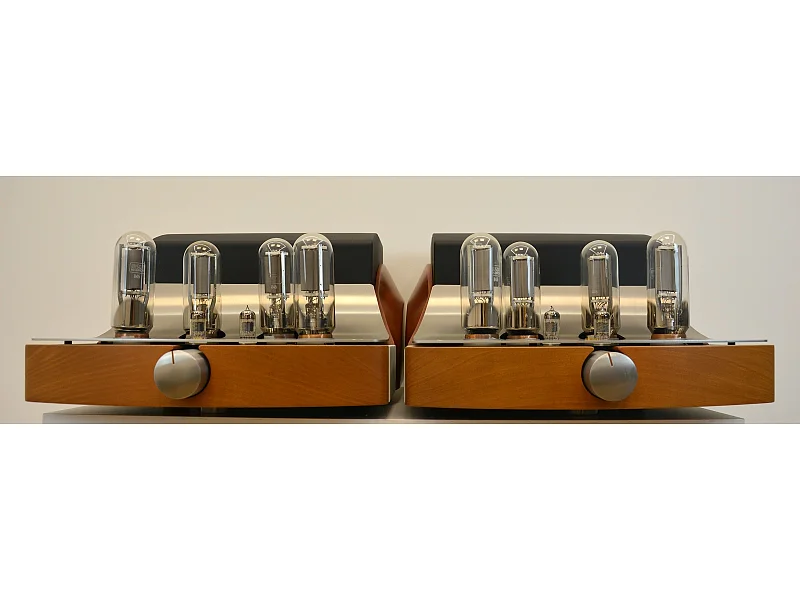 UNISON RESEARCH UNISON RESEARCH REFERENCE MONOBLOCKS