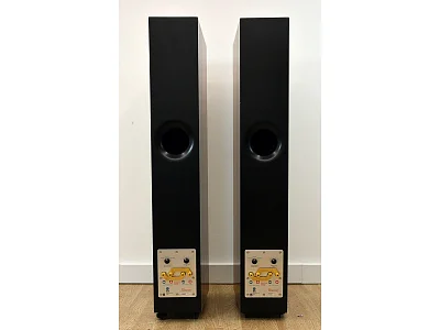 REVEL PERFORMA F32
