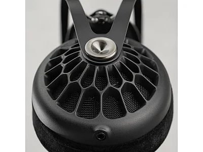 MEZE AUDIO 105 AER