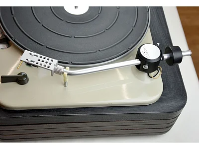 THORENS TD 135