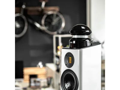 ELAC 4PI PLUS V