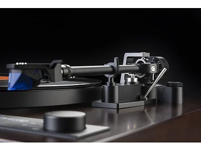 DUAL CS 618Q