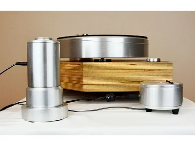 ACOUSTIC SOLID WOOD REFERENCE