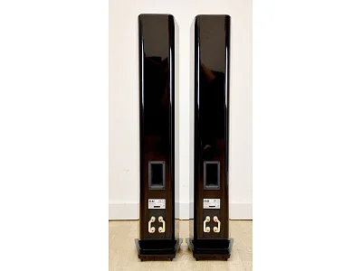 ELAC VELA FS 407