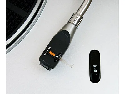 YAMAHA YP-701
