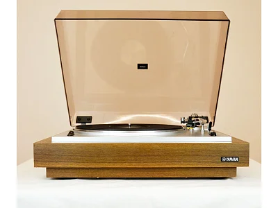 YAMAHA YP-701