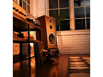 KLH MODEL FIVE
