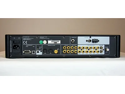 MERIDIAN DSP 5000 + MERIDIAN G01