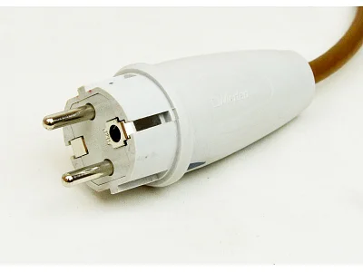 VAN DEN HUL THE MAINSSERVER HYBRID 1.5 MT